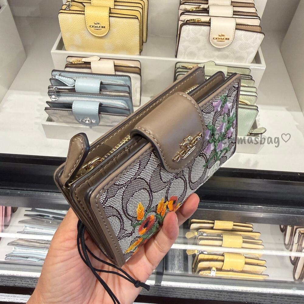 Coach Medium Corner Zip Wallet Signature Jacquard With Floral Embroidery CEC32 - Picture 2 of 7